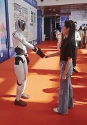 如和沐曦如许的芯片公司成立了合伙企业